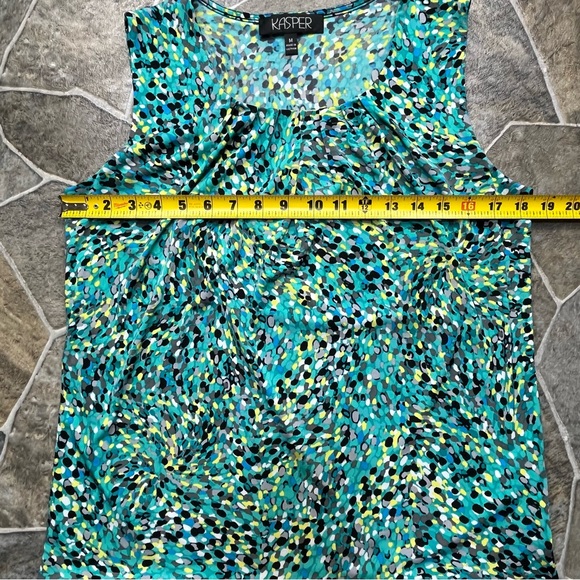 Kasper Sleeveless Top - Picture 7 of 10